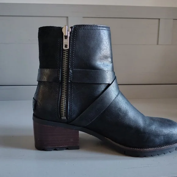 Sorel NL3709-010 Cate Black Leather Buckle Zip Boot US Size 8 - Picture 8 of 10